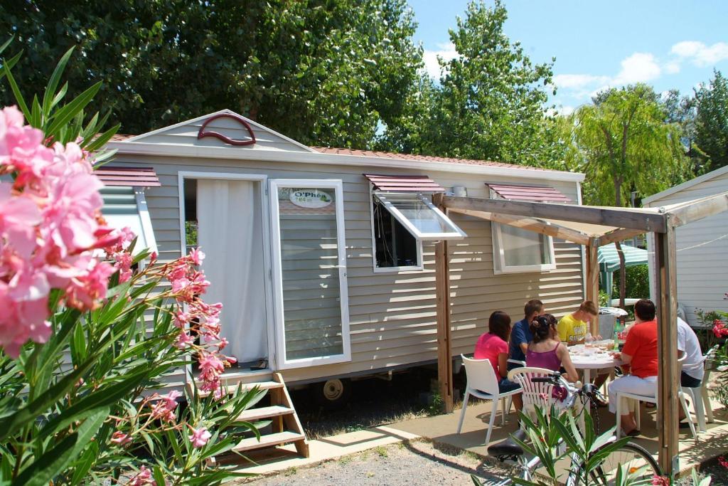 Camping Resort Les Champs Blancs Agde Zimmer foto