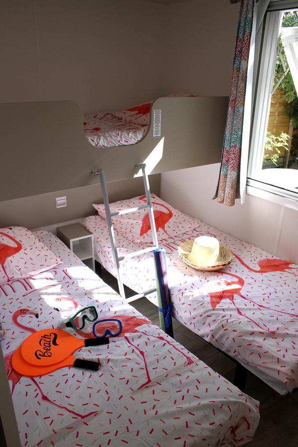 Camping Resort Les Champs Blancs Agde Exterior foto